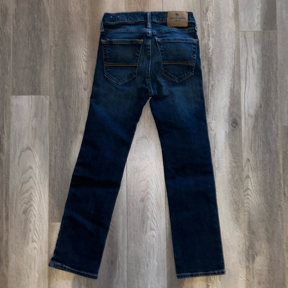 Abercrombie Kids Straight Jean, 9/10